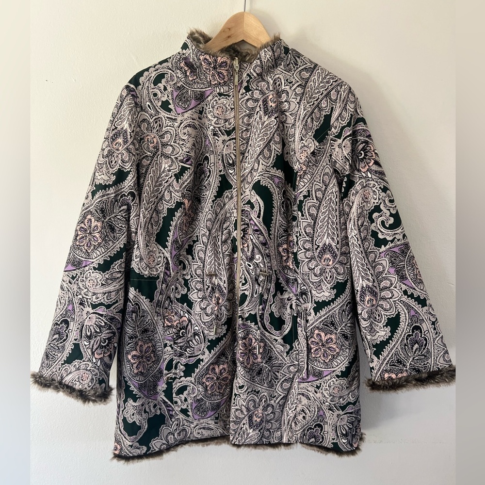 Chico’s Reversible Faux Fur Paisley Full-Zip Jacket Size 12/14 NWT - Picture 2 of 16